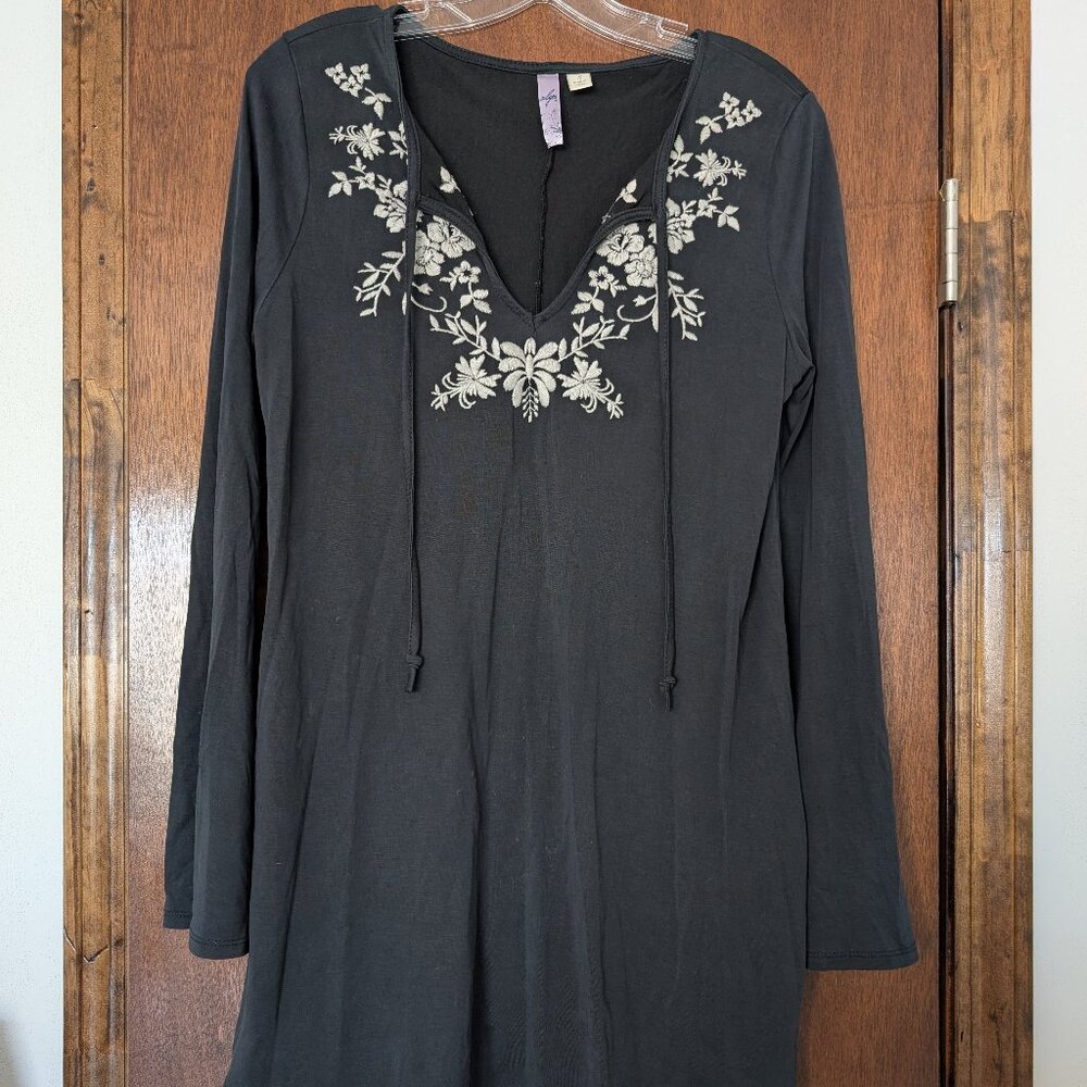 Bell-Sleeve Tunic with Embroidered Neckline